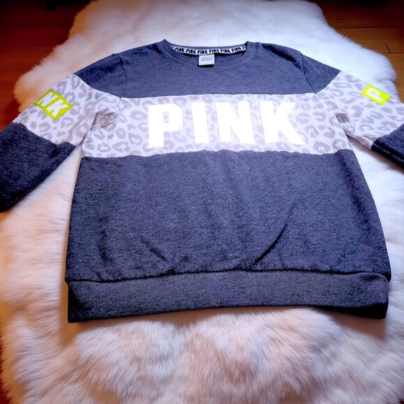Victoria’s Secret PINK Leopard Print gray/white reflective Block Sweatshirt - Picture 3 of 6